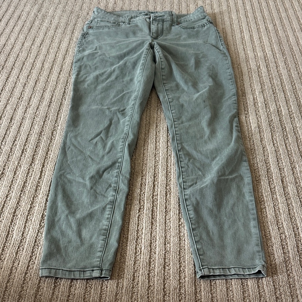 Women’s Small Green Jeans